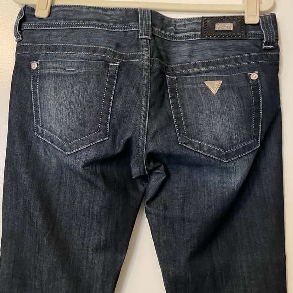 GUESS PREMIUM Dark Wash Skinny Leg Jeans - Size 30 - Picture 4 of 9